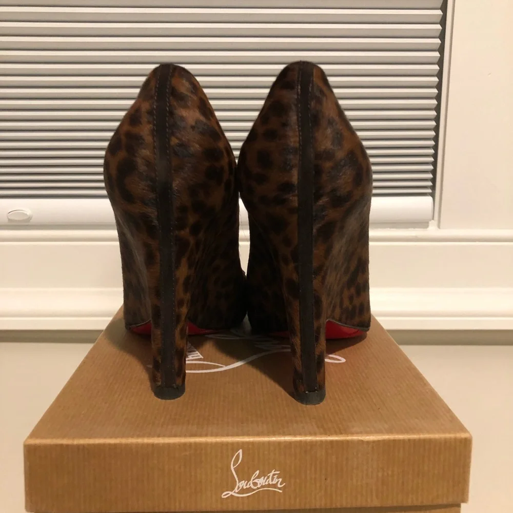 Christian Louboutin Morphing Pony Wedge 37 - Picture 2 of 7